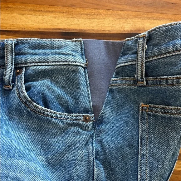Hatch Distressed Cropped Blue Maternity Jeans - Picture 3 of 5